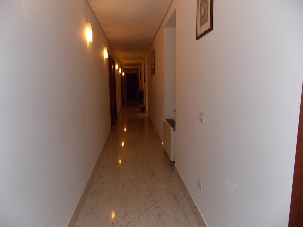 Albergo Roma Матера Экстерьер фото